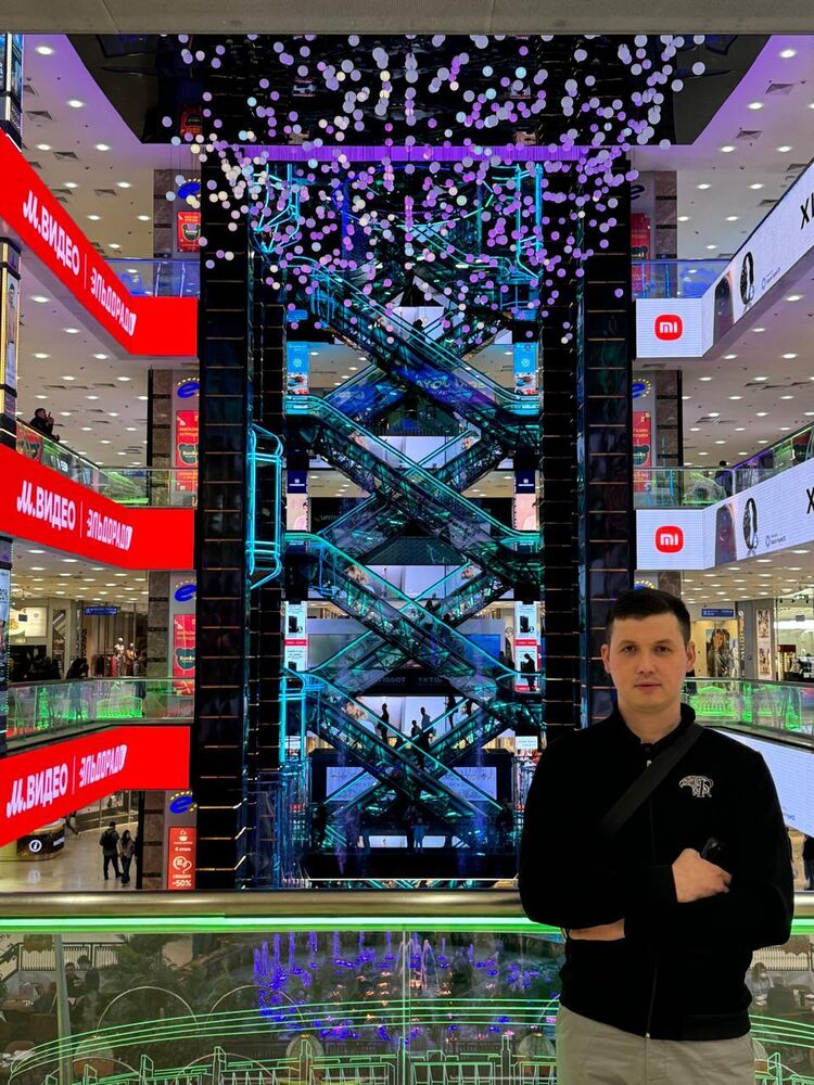  53643362  , 26 ,    -