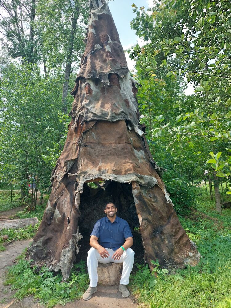  Madras,   Jey, 37 ,   ,   
