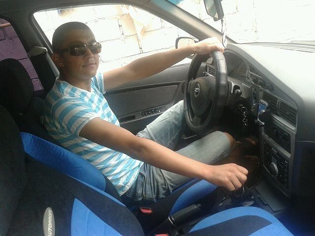  16597042  Komil, 33 ,    -