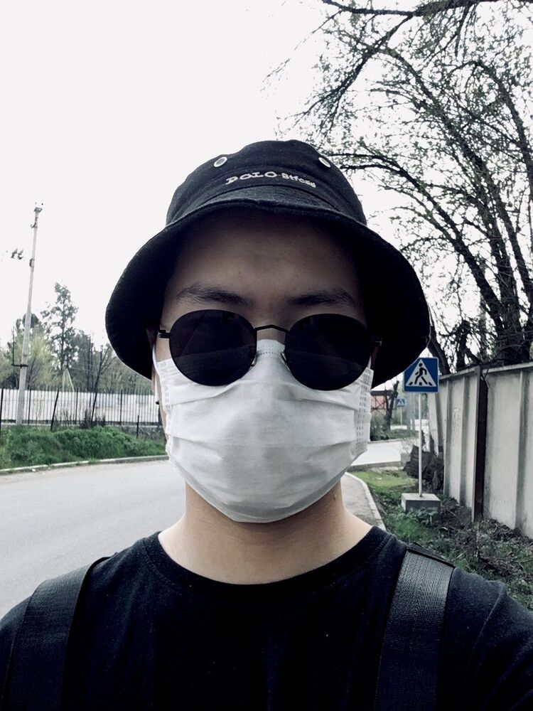  29072872  Omurbek, 21 ,    