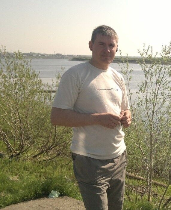 ,   Gosha, 44 ,   