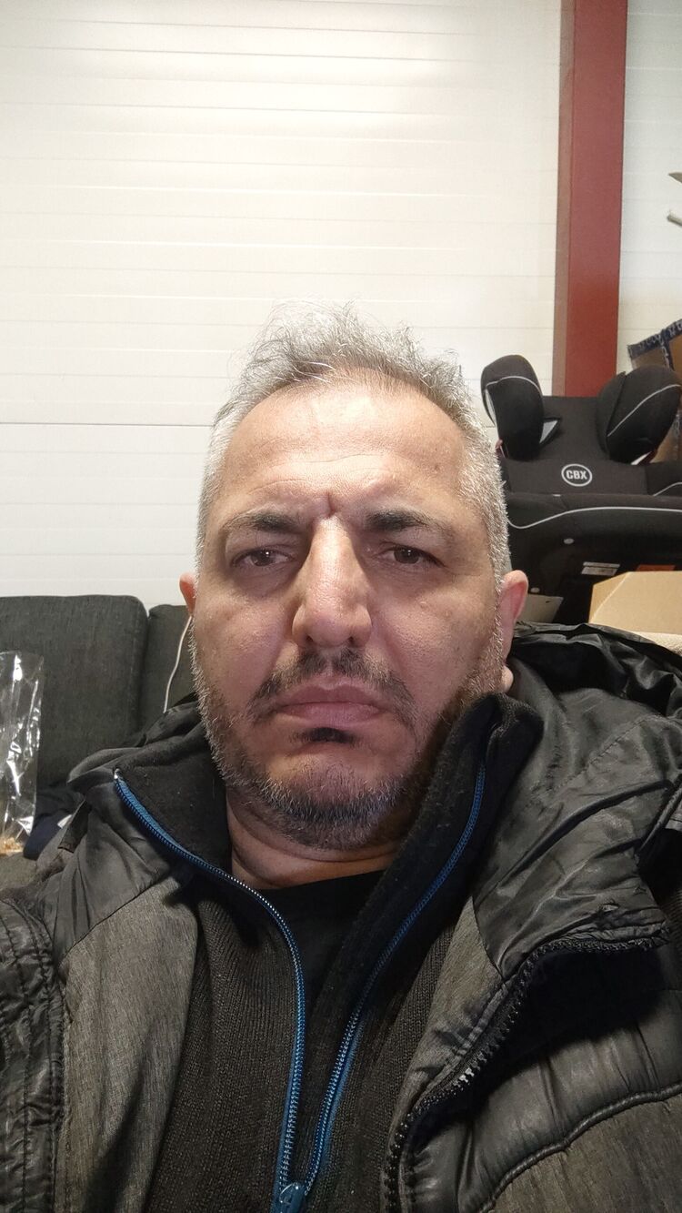  33109302  Omar, 48 ,    Karlshamn