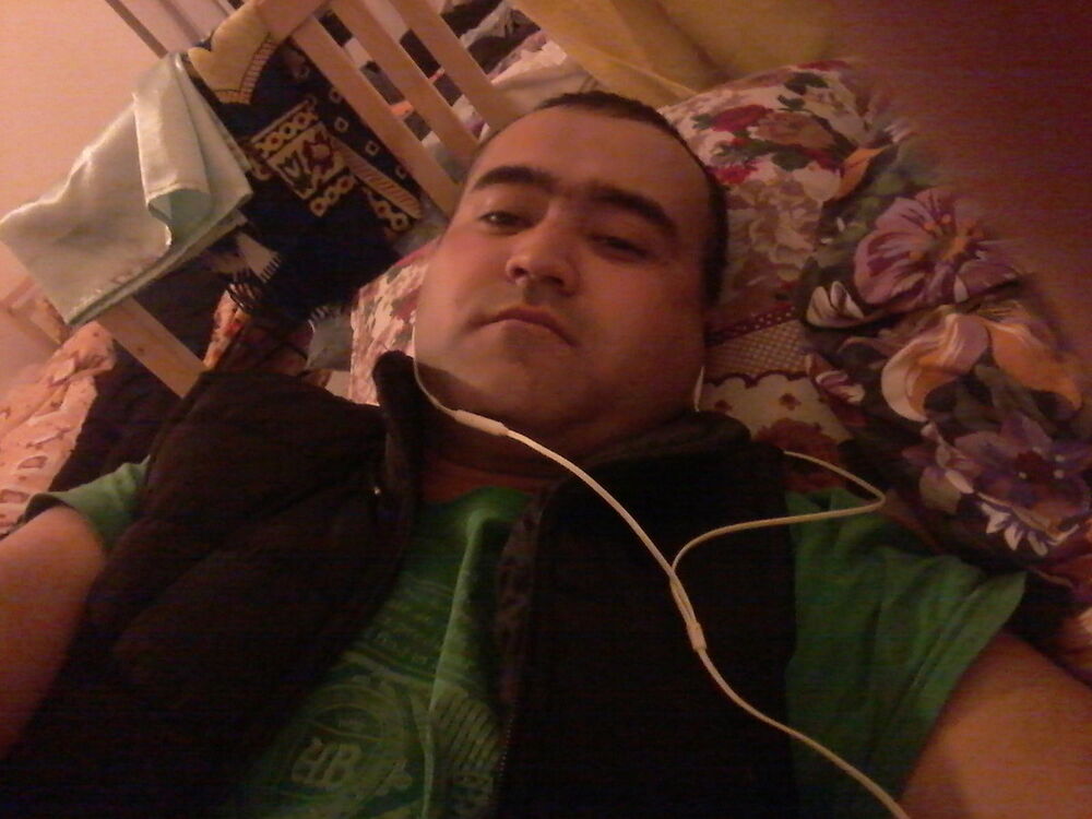  16479722  Ibrahim, 36 ,    Praha