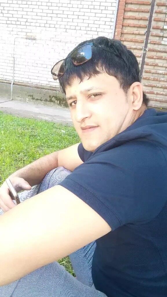  9990572  Shavkatbek, 40 ,    