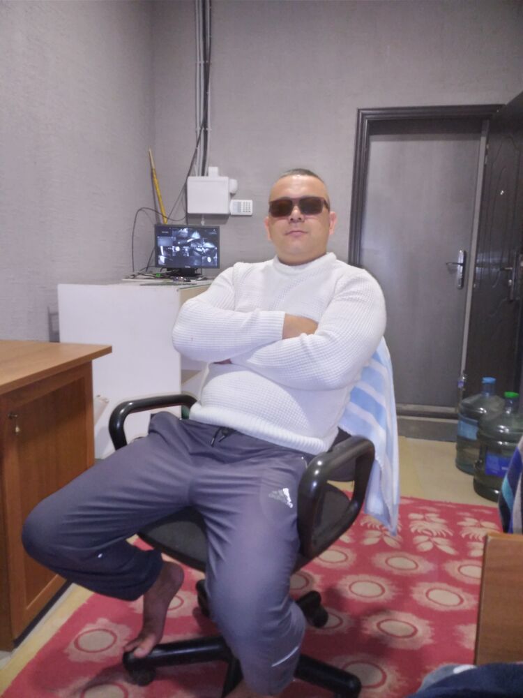  37500582  , 39 ,     