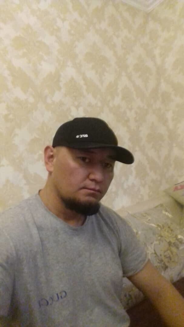  28759642  Naiman, 40 ,    