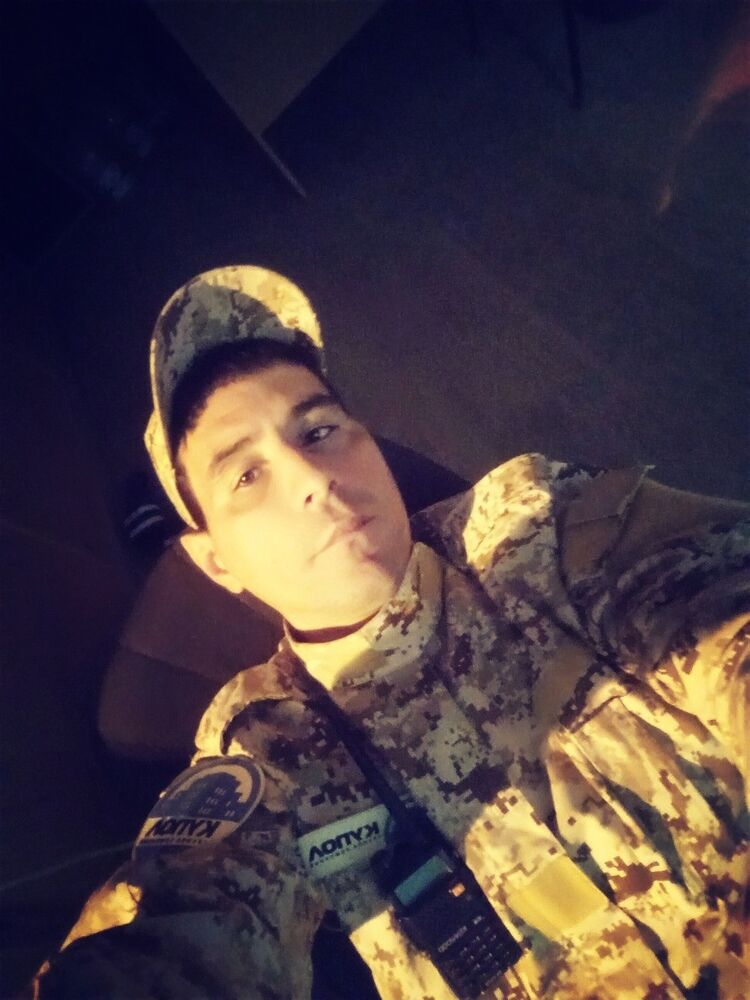  27252082  Kostyanchik, 37 ,    -