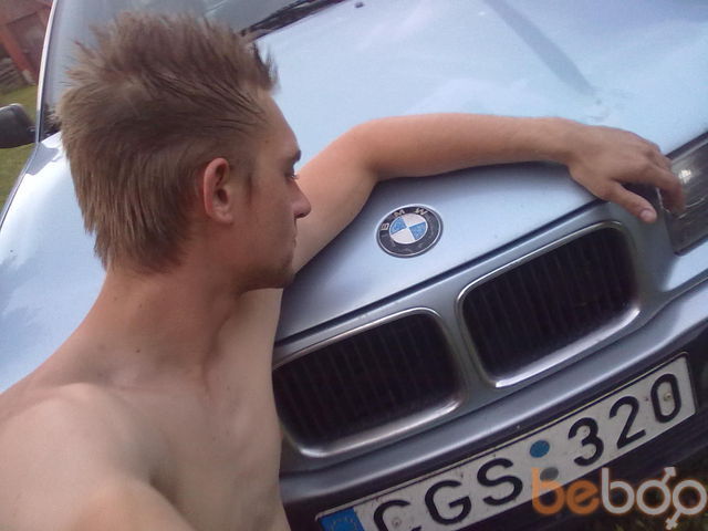  1058312  Andrej, 34 ,    