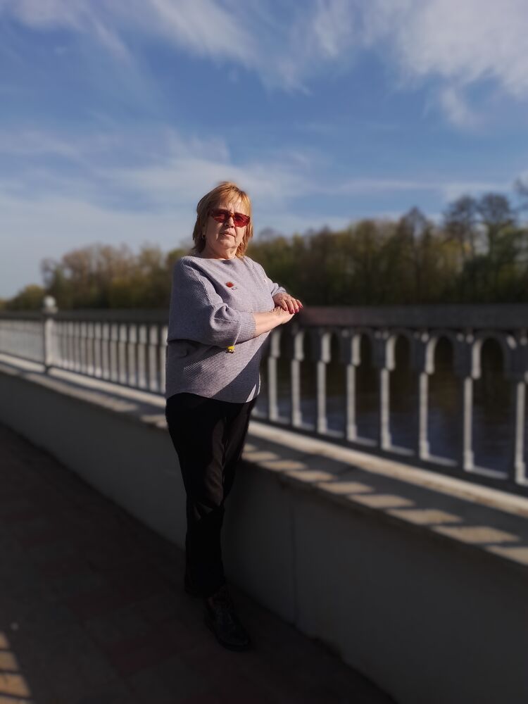  42395372  Tereza, 65 ,    
