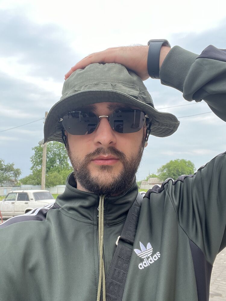  ,   Ruslan, 28 ,   ,   