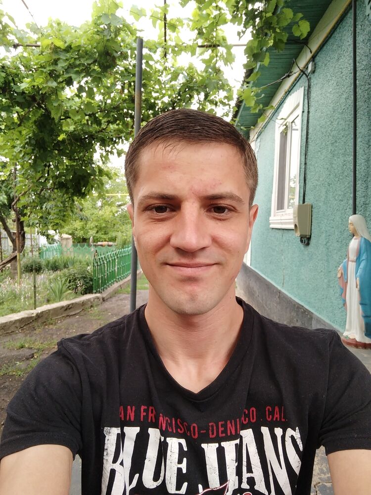  ,   Marin, 32 ,   c 