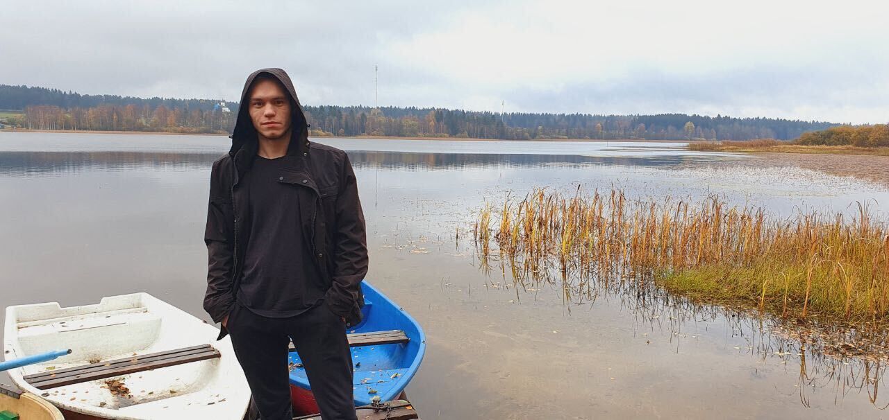  29419012  , 27 ,    -