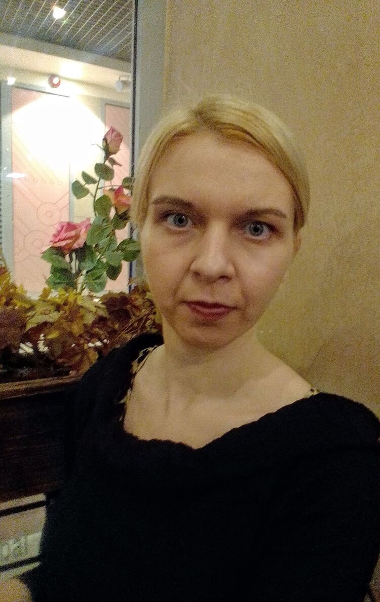  54051632  Karina, 33 ,    