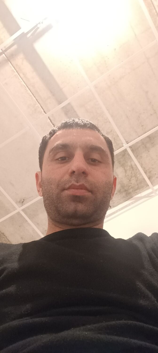  47113772  , 37 ,    