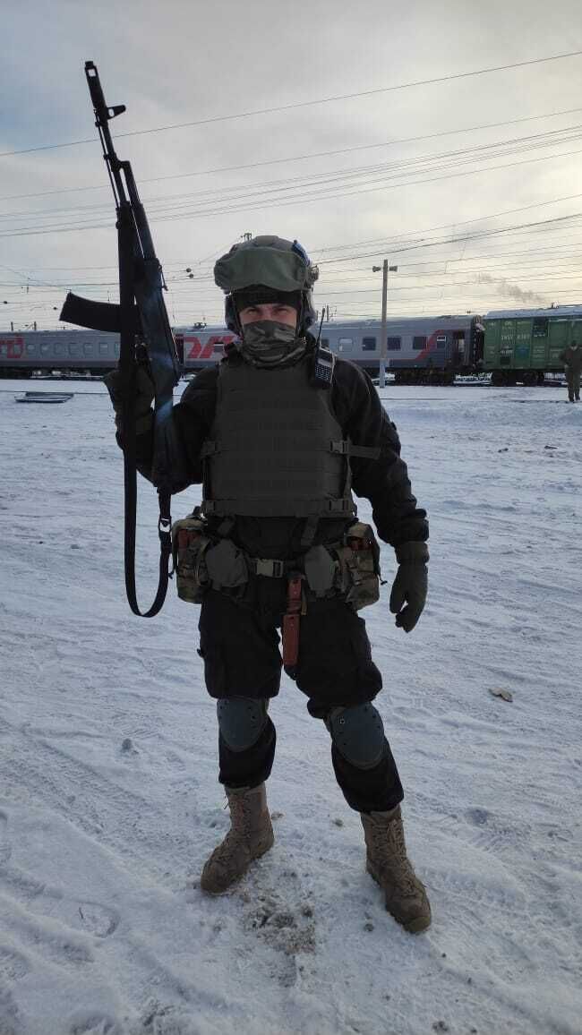  33058232  Valet, 39 ,    