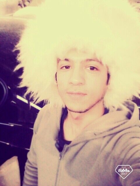  9325982  Fahkriddin, 32 ,    