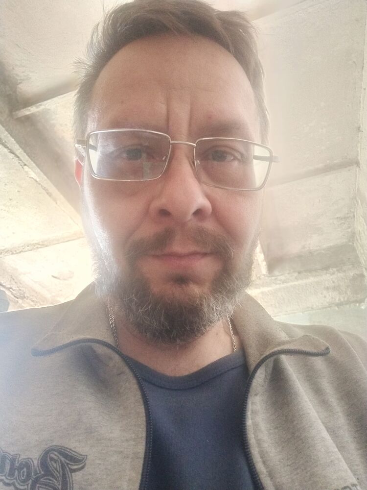  37662762  , 46 ,    