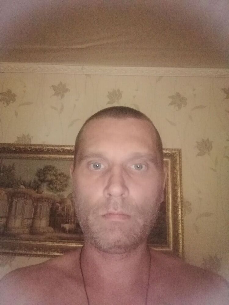  46149552  , 40 ,    