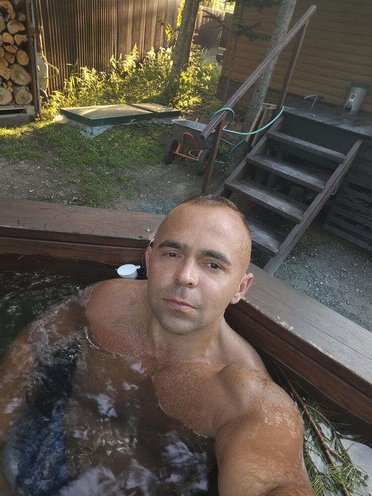  53860462  , 33 ,    -