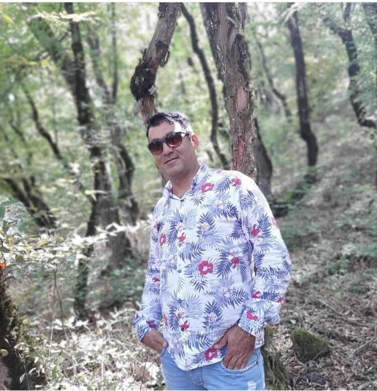  ,   ELi NOVRUZOV, 44 ,     , c 