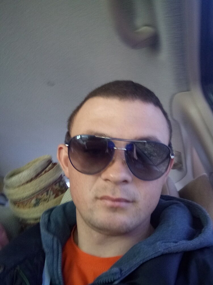  ,   Santa, 32 ,   ,   , c 