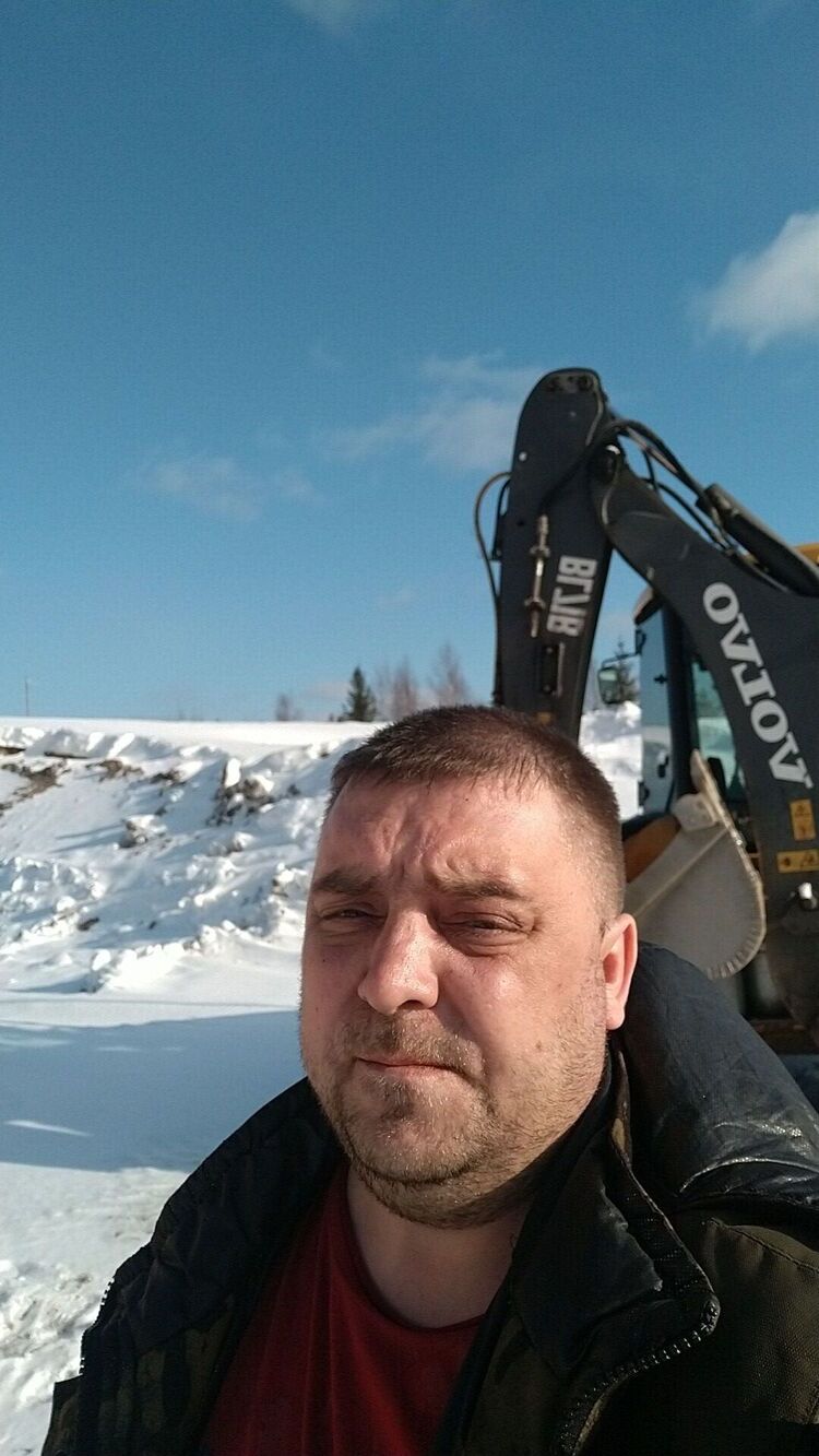  35147802  , 44 ,    