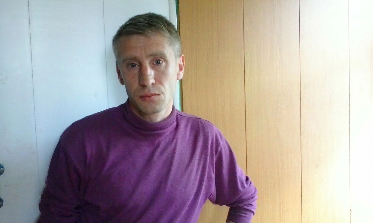  ,   Anton, 32 ,   ,   , c , 