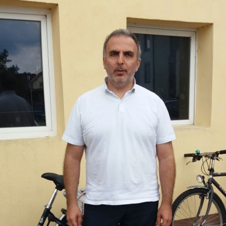  12741842  ARTUR, 54 ,    -