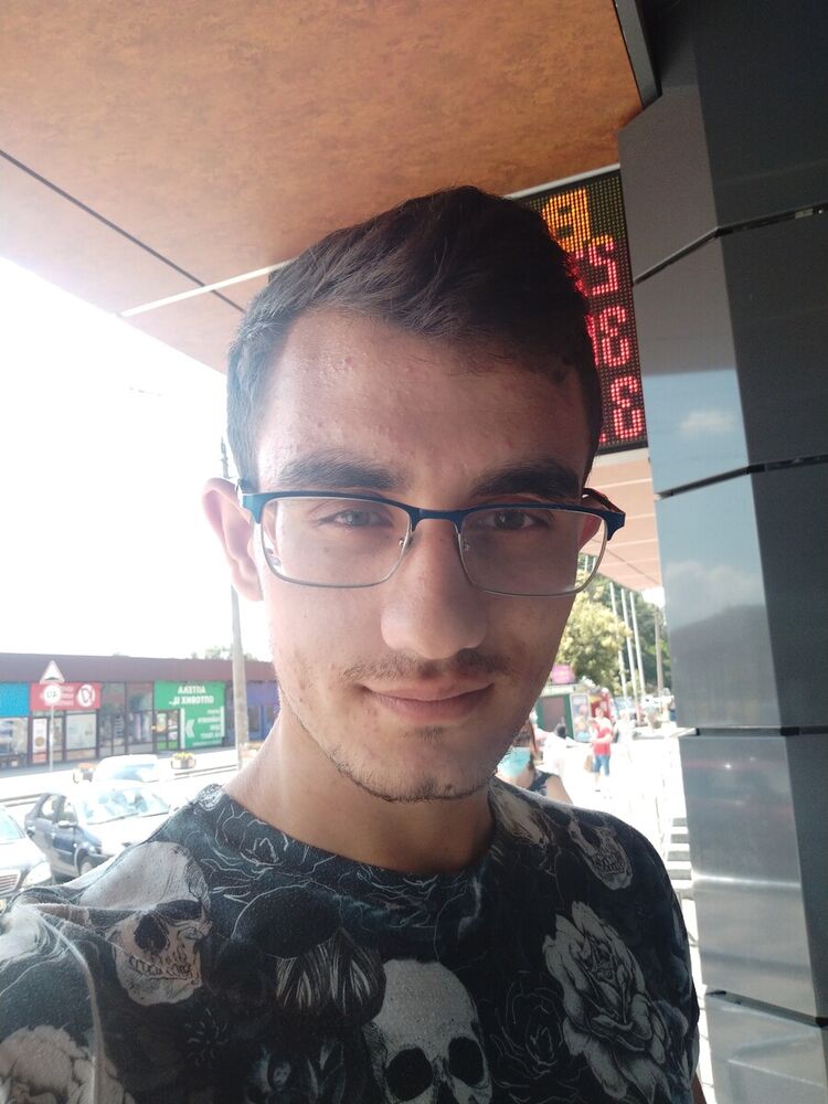  20435062  Ejder, 25 ,    