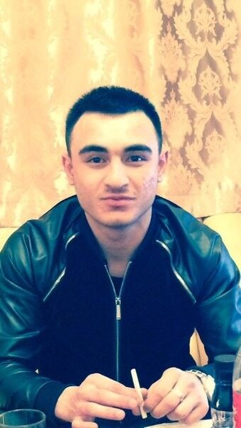  6826392  Dovlet, 31 ,    