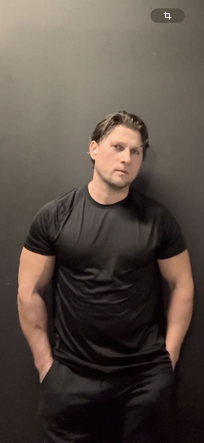  ,   Igor, 35 ,   ,   , c 