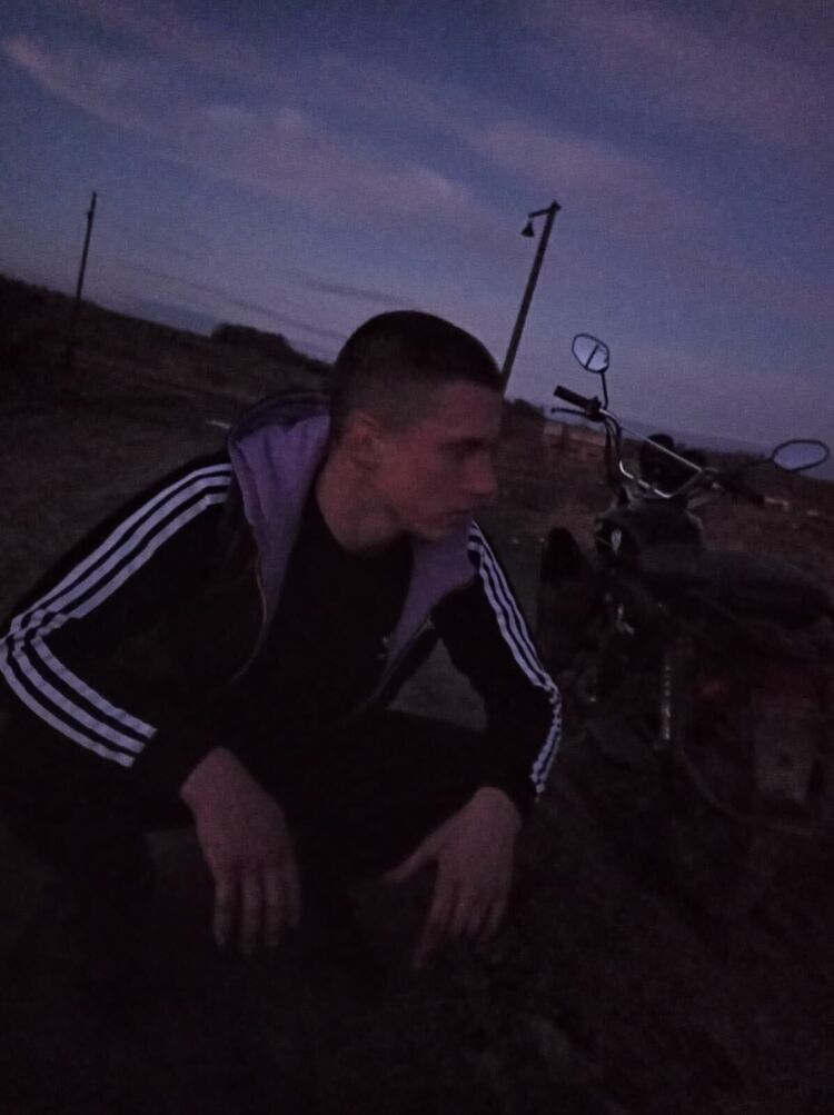  31755732  , 21 ,    
