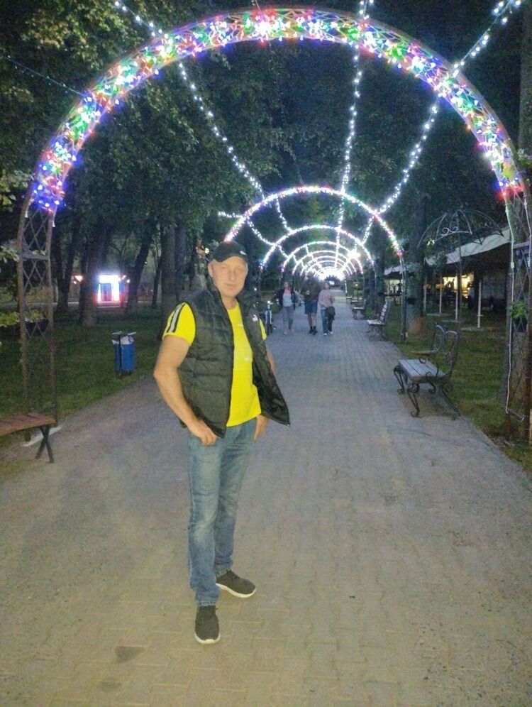  44276892  , 43 ,    