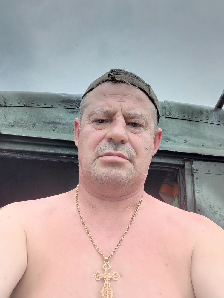  44720492  , 53 ,    