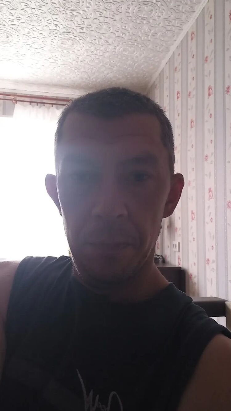  46650152  , 40 ,    -