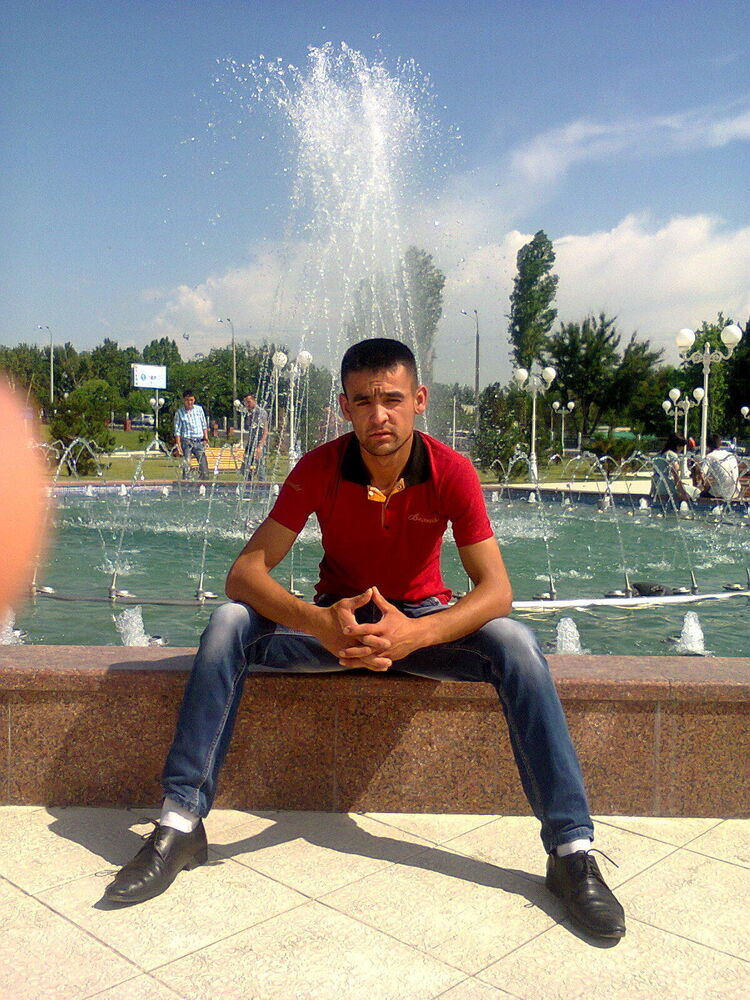  52988422  Ilyos, 38 ,    