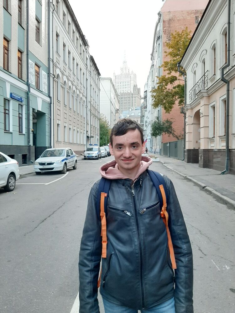  -,   , 24 ,     , 