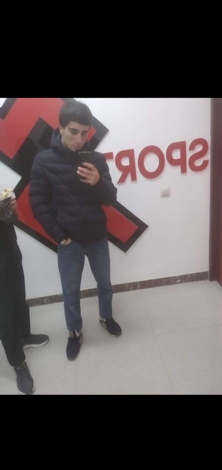  33148722  Abdulla, 22 ,    