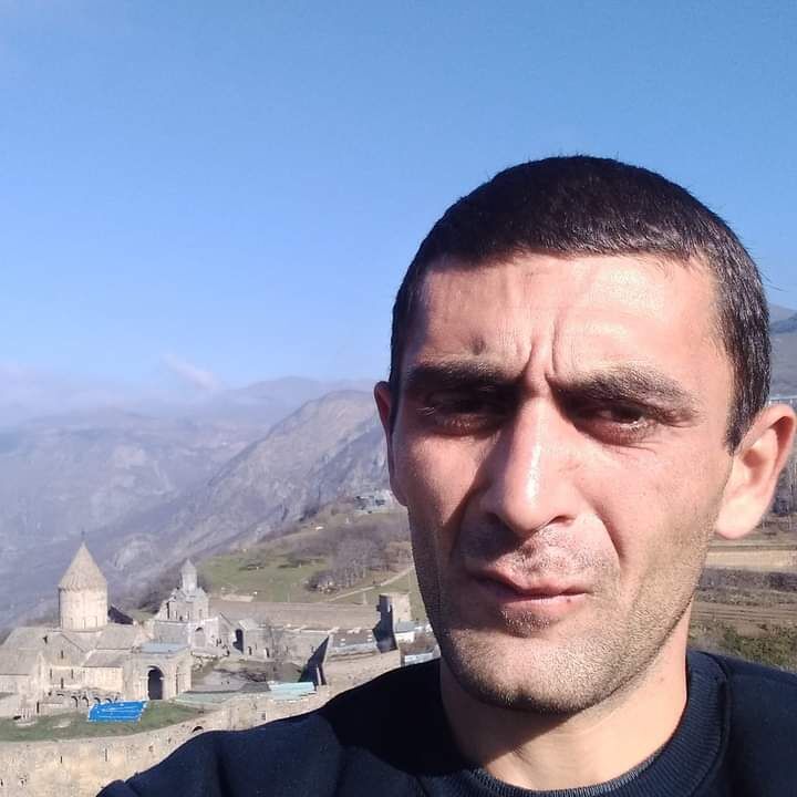  ,   Erjanik, 35 ,   ,   