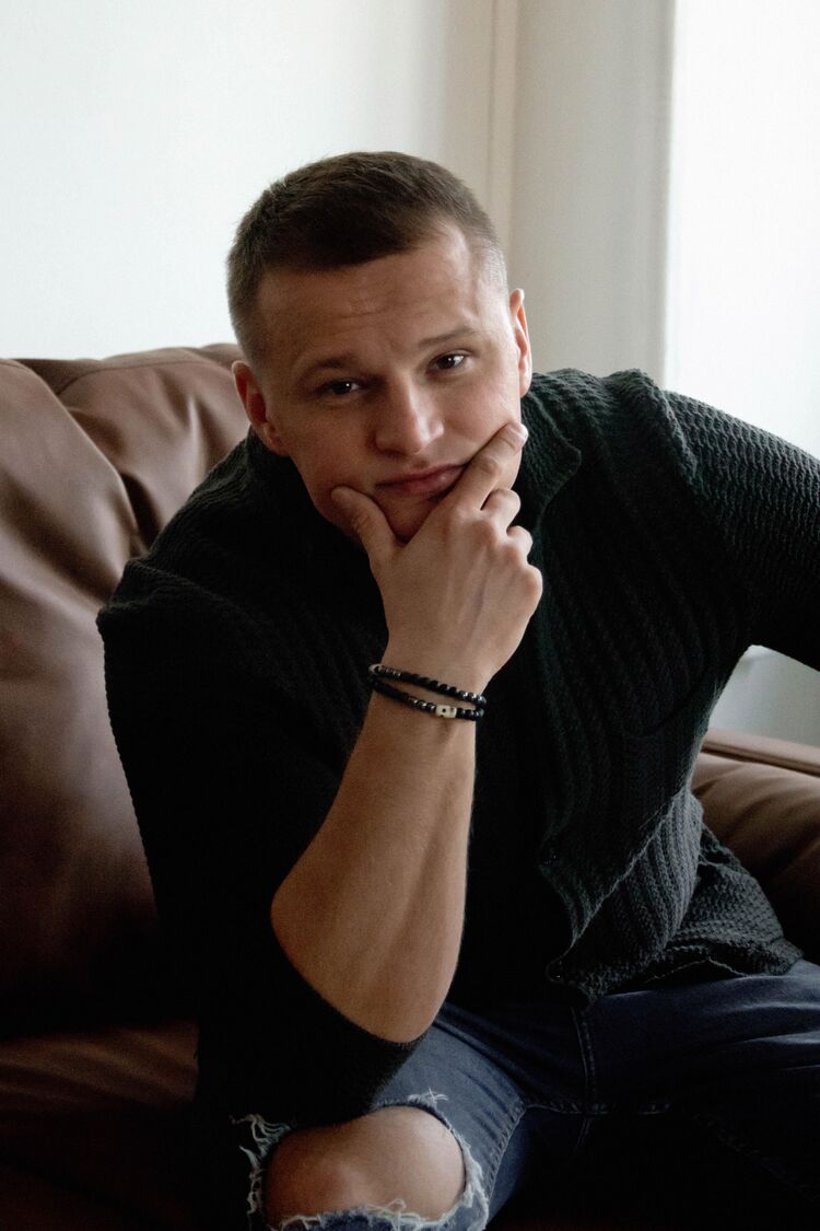 ���� 28704052 ������� ������, 37 ���, ���� ���������� � ������������