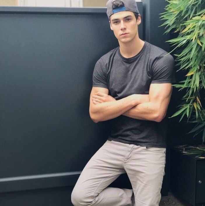 ���� 50031032 ����� Byghgyyshdhd, 21 ���, ���� ���������� � ������