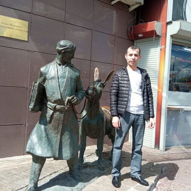  41955552  Ganijon, 44 ,    