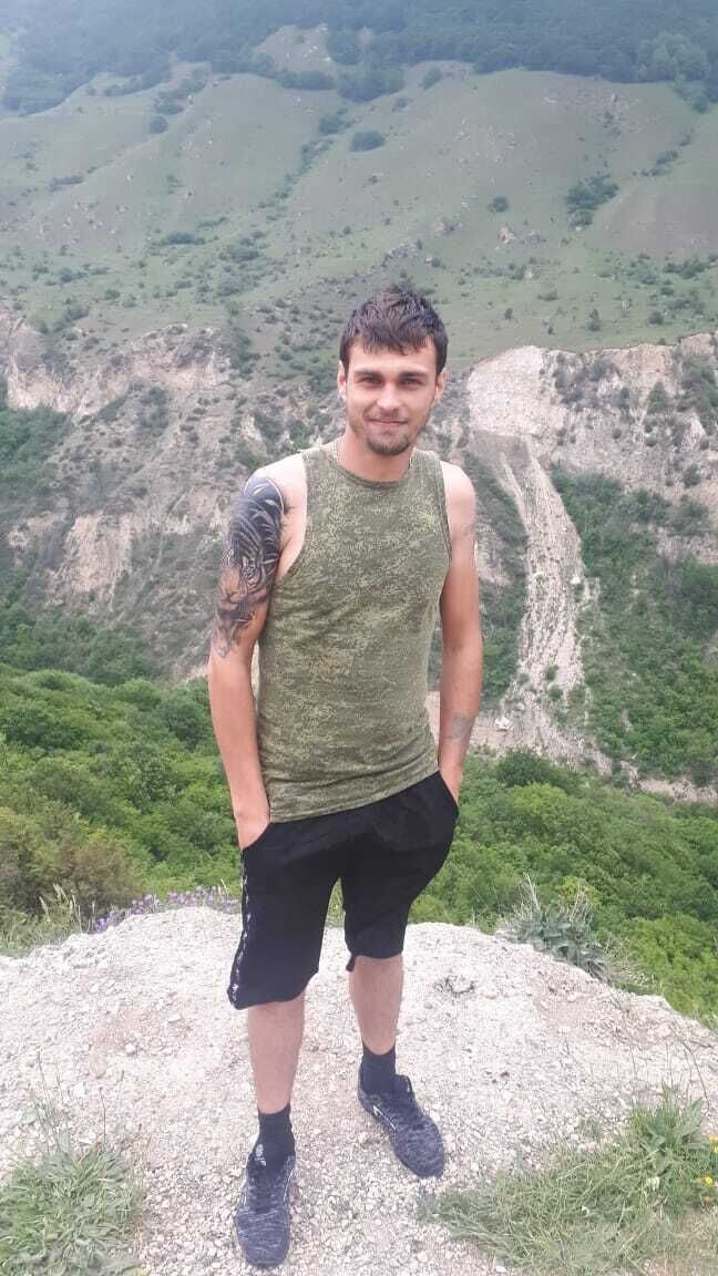  52591172  Andrei, 27 ,    