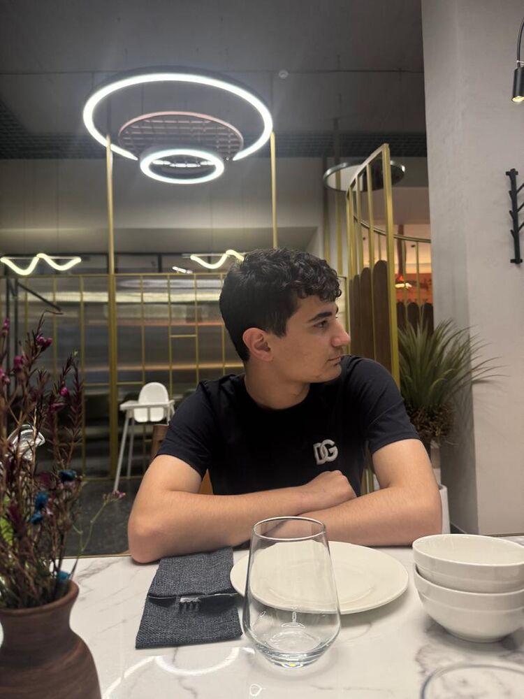 ,   Aziz, 19 ,   ,   