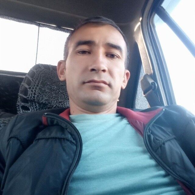  18678572  Ilyor, 43 ,    