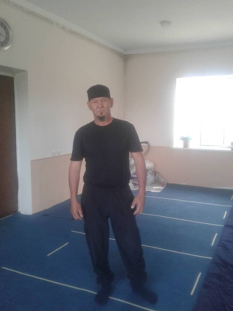  25231302  Kerim, 57 ,    