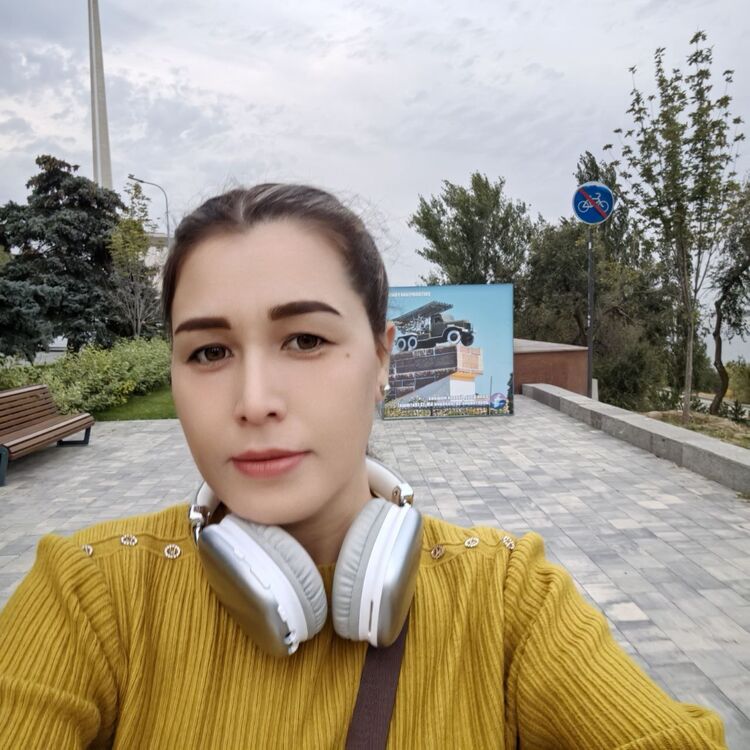  53865052  Gulnur, 33 ,    