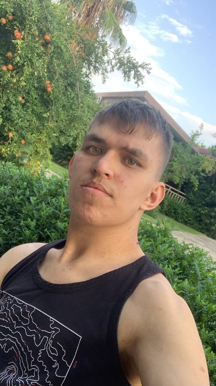  52933532  , 23 ,    