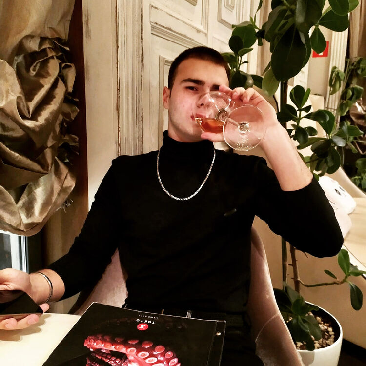  ,    , 24 ,   ,   