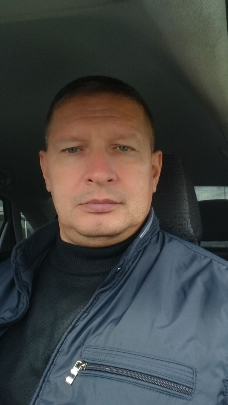  29615392  Evgeny, 56 ,    